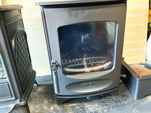 Black freestanding heating - freestanding,